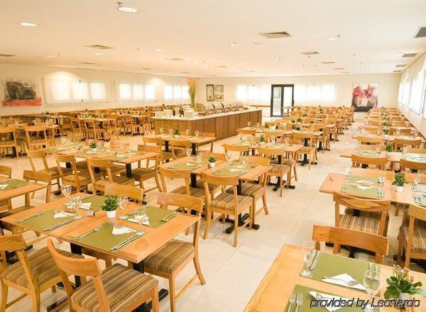 Hampton By Hilton Airport Hotel