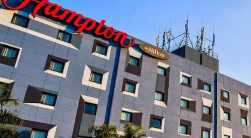 Hampton By Hilton Airport Hotel 3*