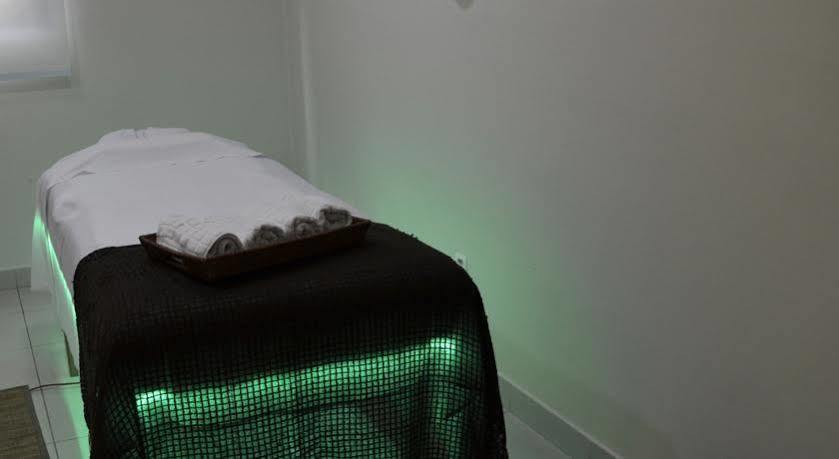 Hotel Hampton By Hilton Airport